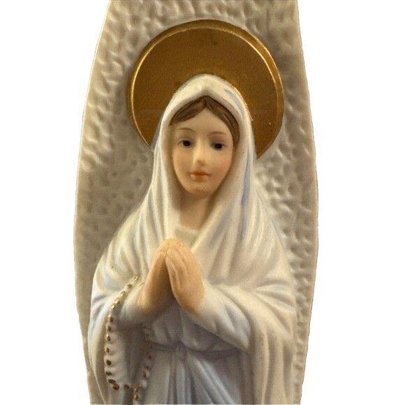 VTG Praying Madonna Virgin Mary Rosary Figurine Music Box  Bisque Porcelain - Picture 3 of 9